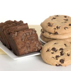 gluten-free-chocolate-chip-cookies-brownies-davids